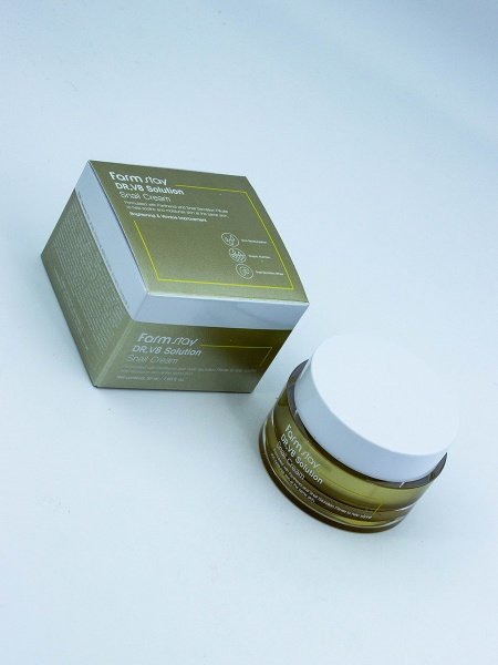 FARMSTAY - КРЕМ ДЛЯ ЛИЦА С МУЦИНОМ УЛИТКИ DR - V8 SOLUTION CREAM SNAIL, 50 МЛ